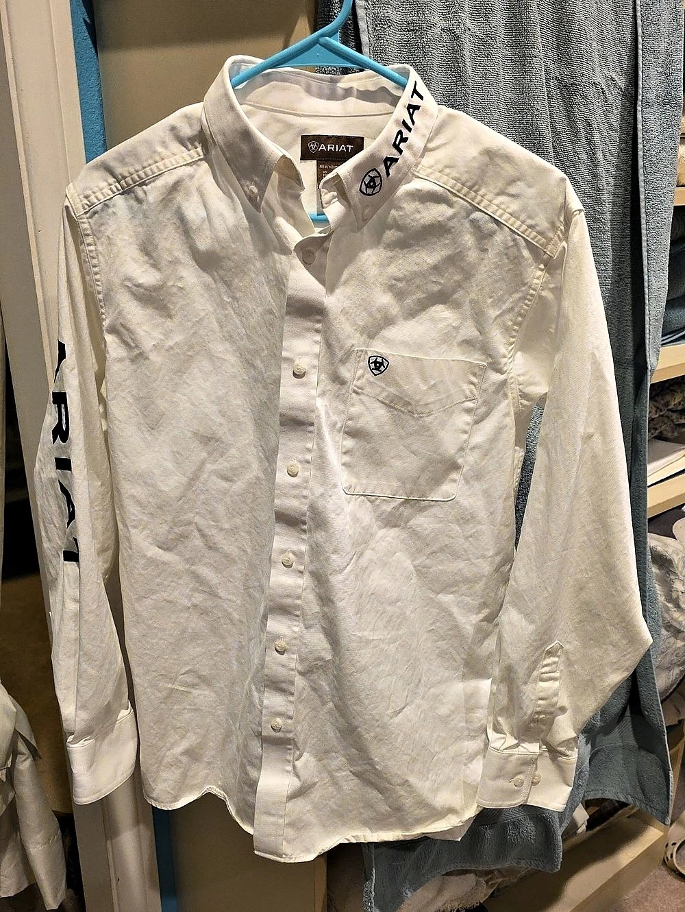 Ariat Men'Small Team Logo Twill Classic Fit Shirt White Small